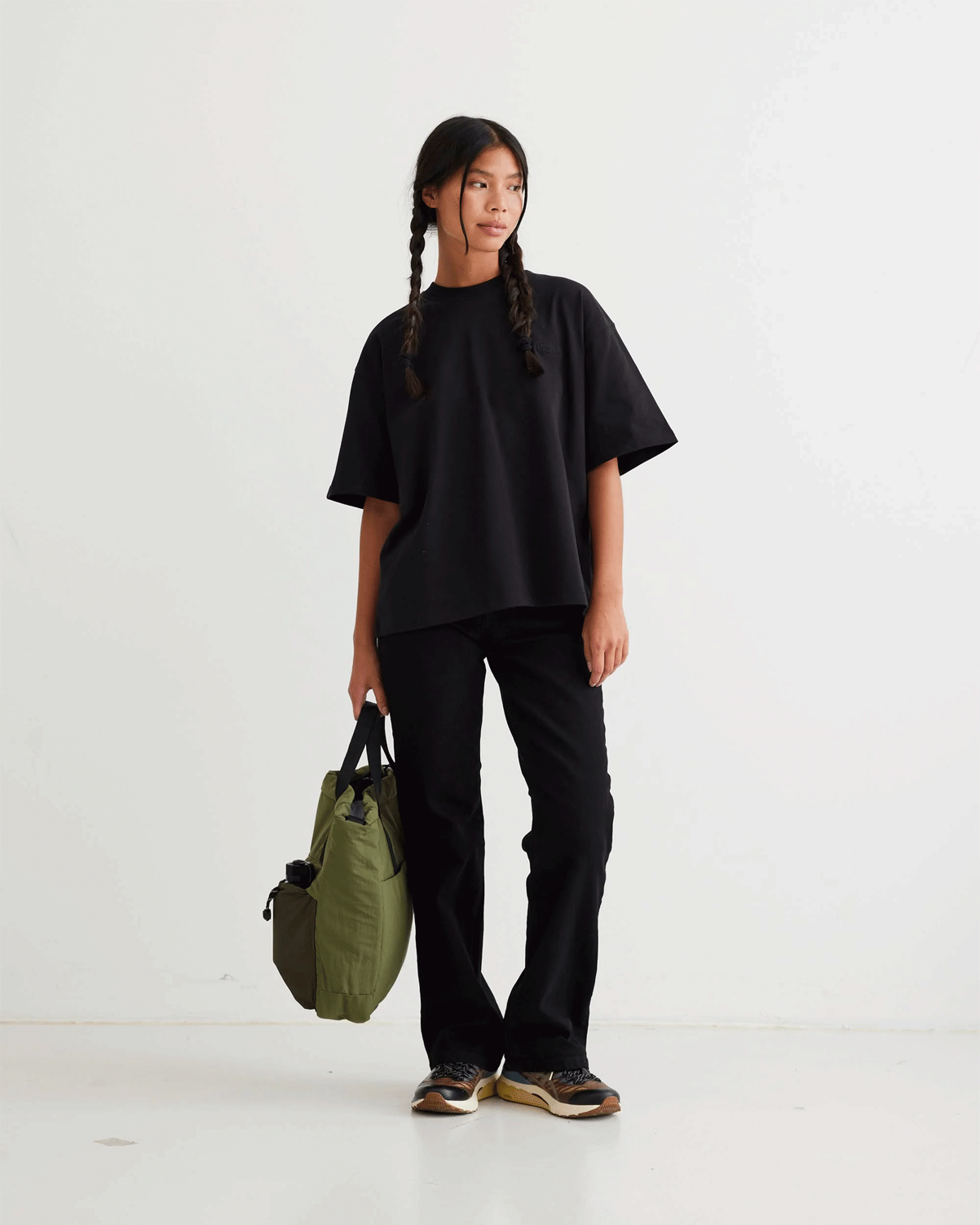 Juno Base Tee - Black