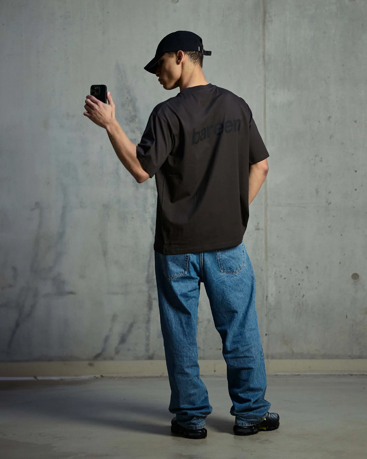 Box fit T-shirt Logo