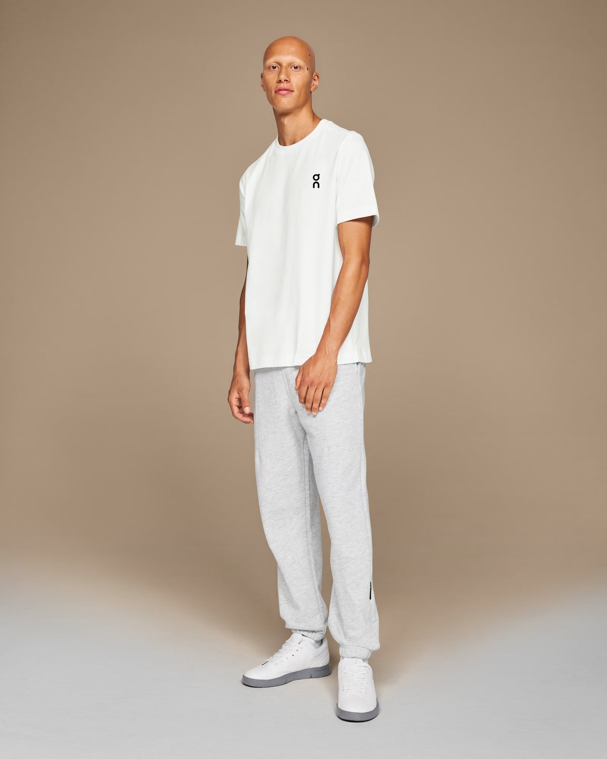 Club T - White