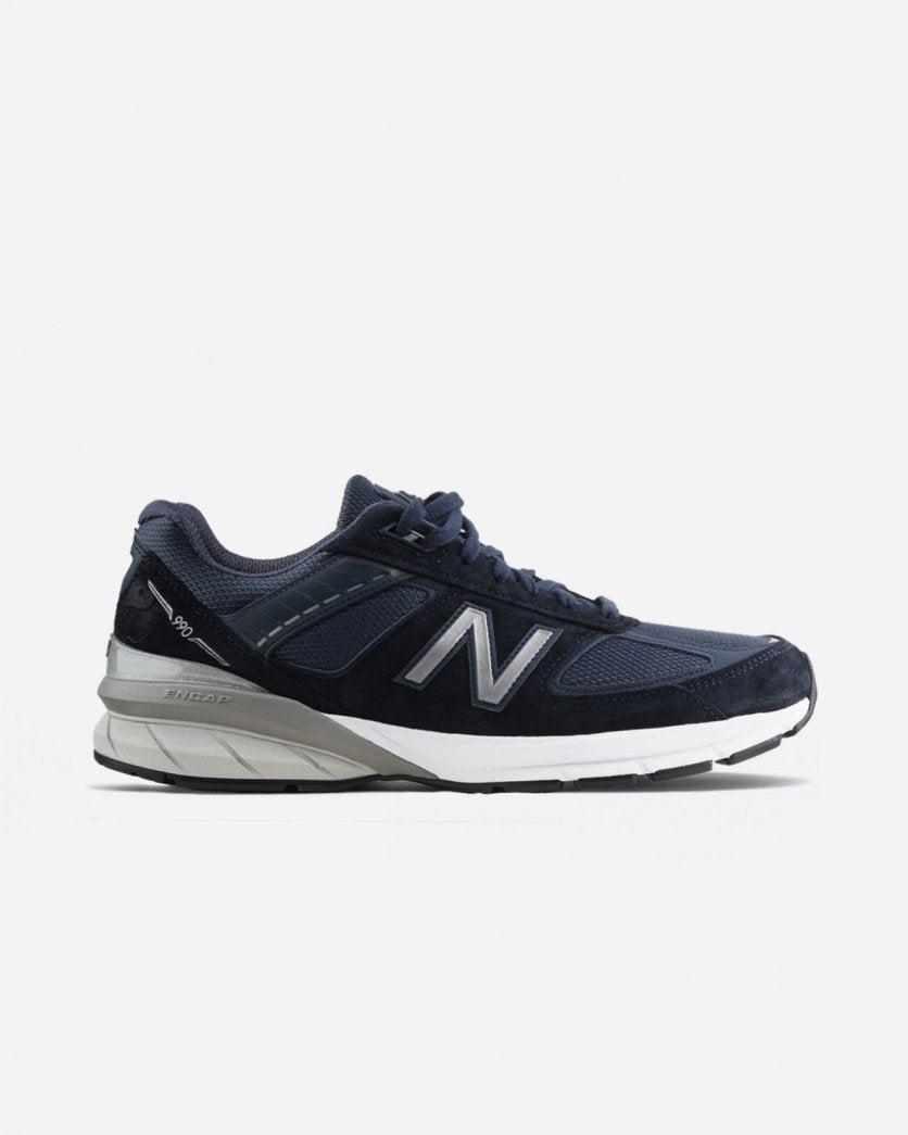 990v5 Navy/Silver fra New Balance Munk Store