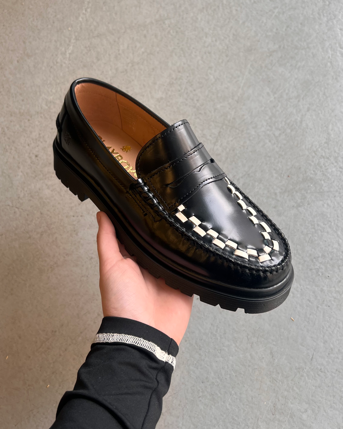 Duncan - Black/White polido