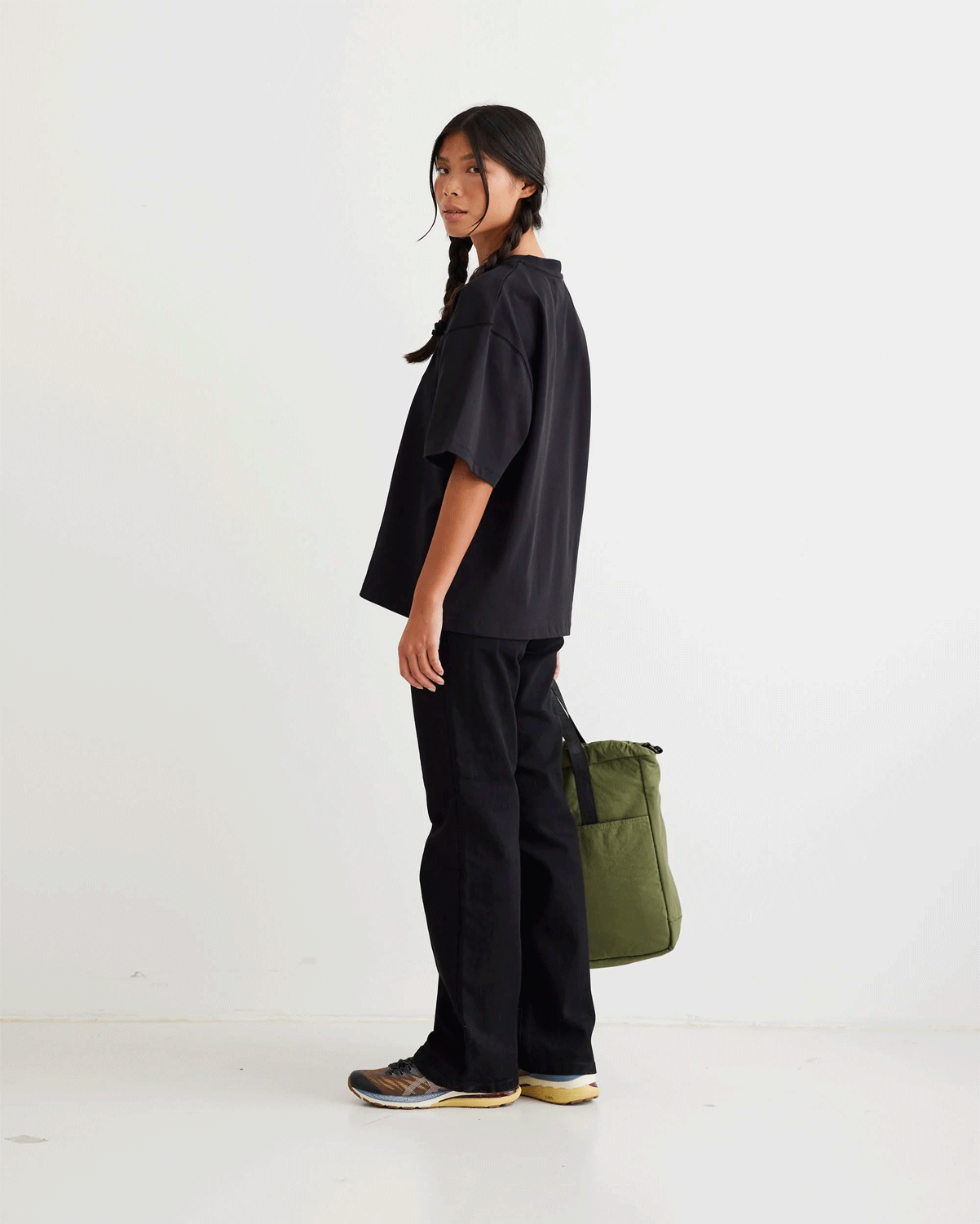 Juno Base Tee - Black