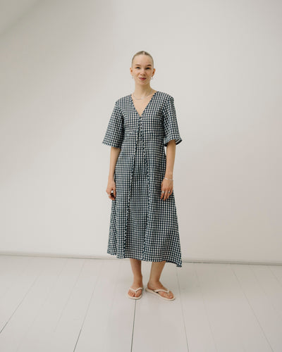 Seersucker Check V-neck Long Dress - Egret