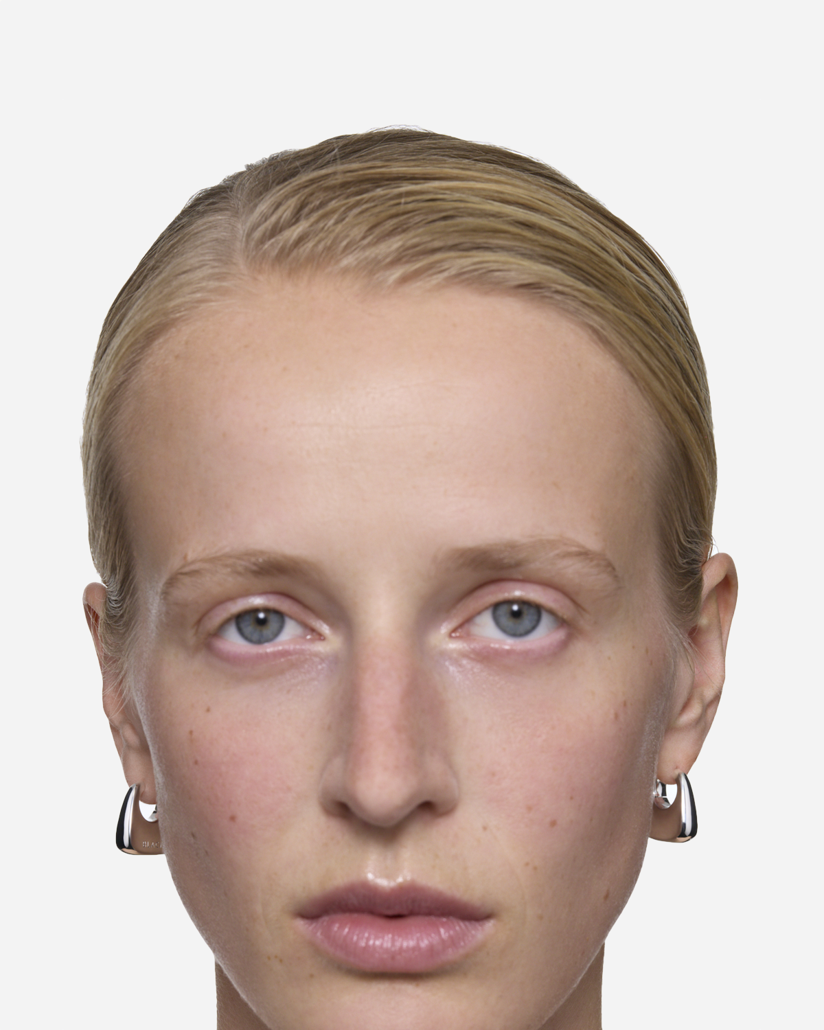 Tote Medium Earring