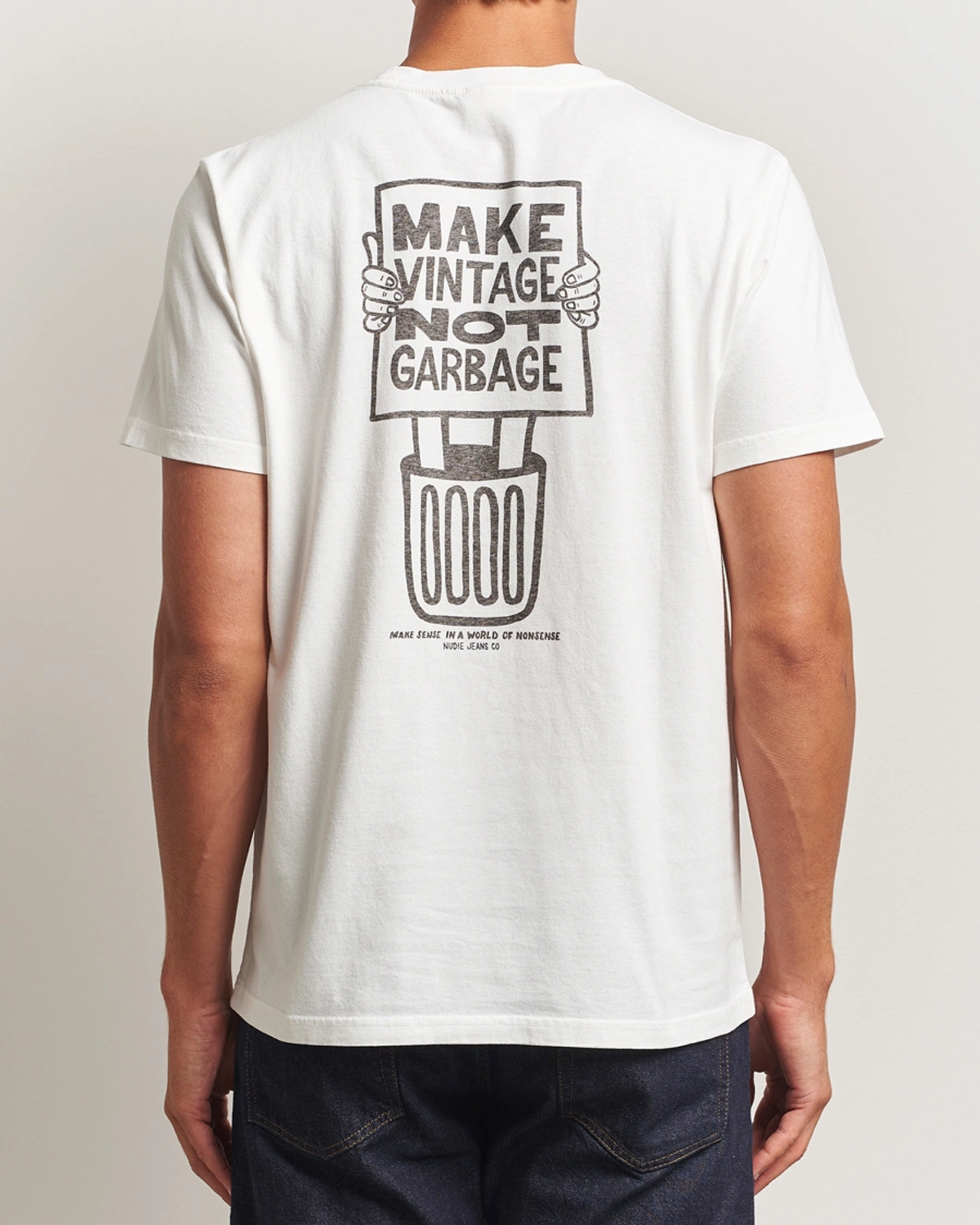 Roy Garbage T-Shirt - Chalk White