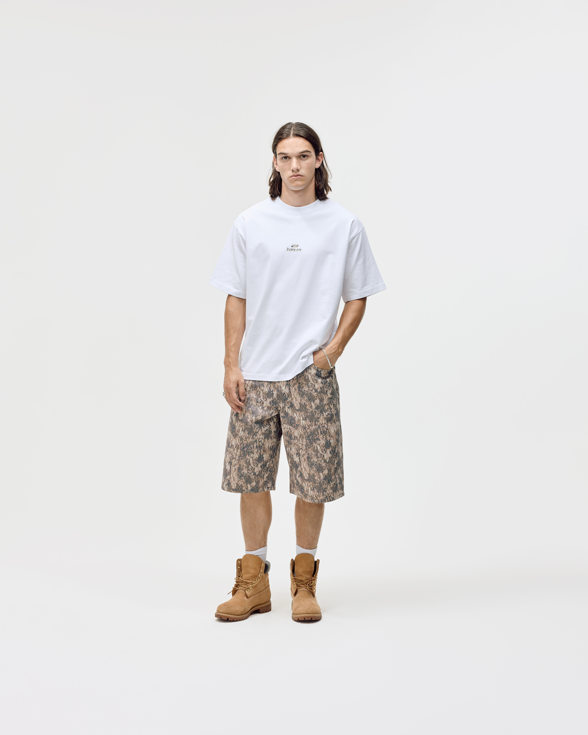 AW26 Logo Box Fit Tee