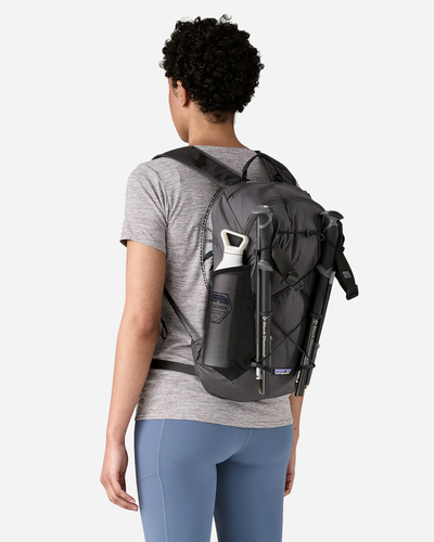 Terravia Pack 14L - Black