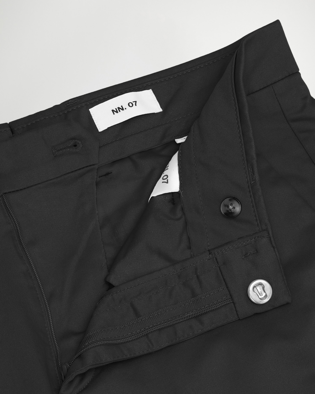 Theo 1420 - Black