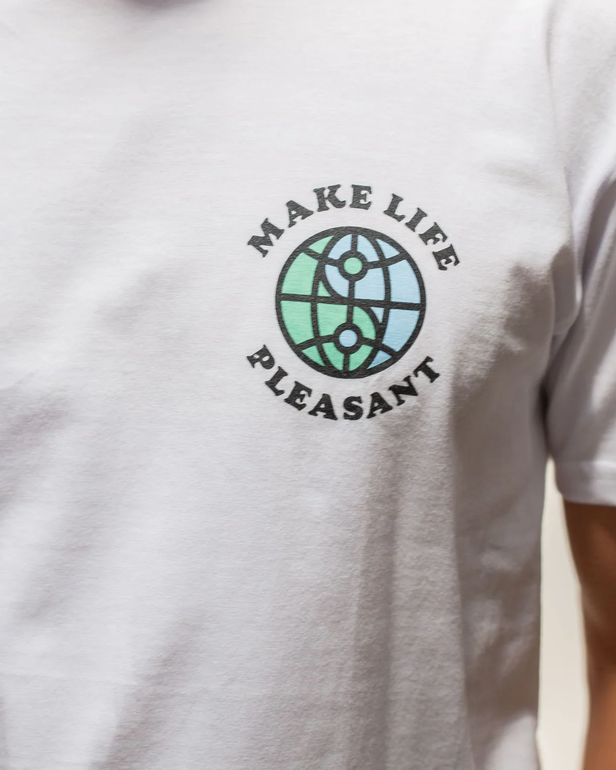 Make life Pleasant light 06