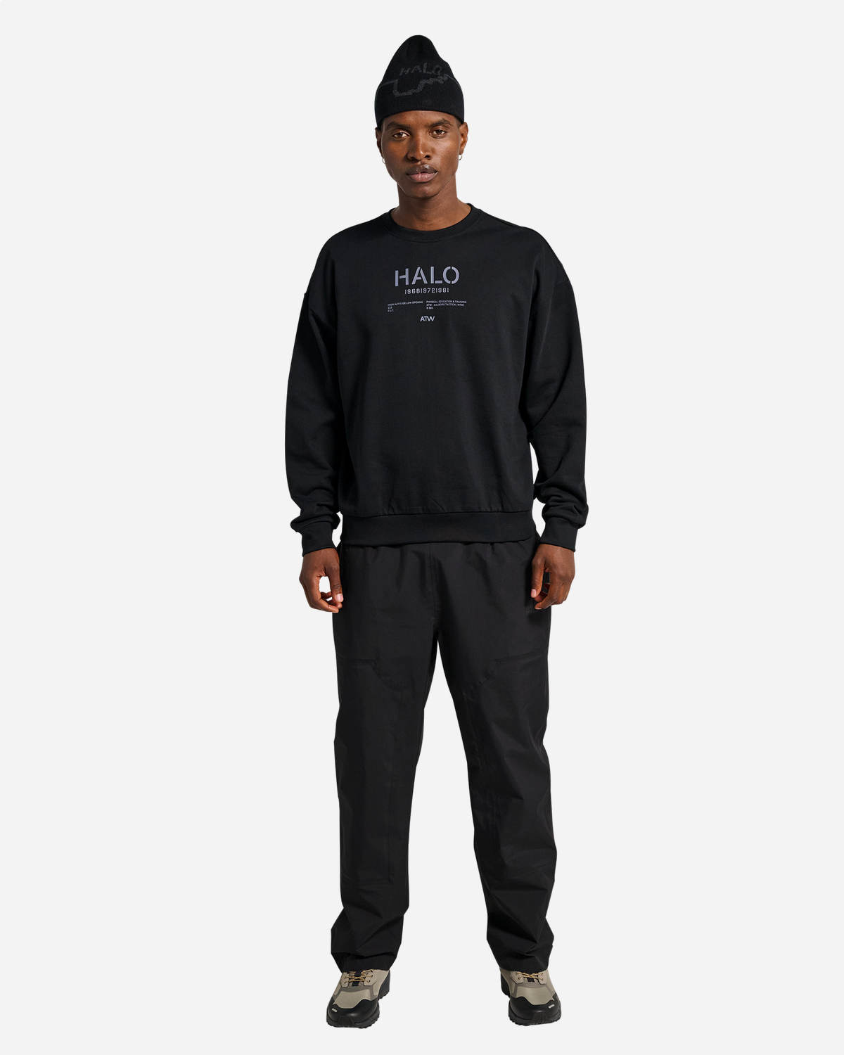 Halo Graphic Boxy Crew - Black