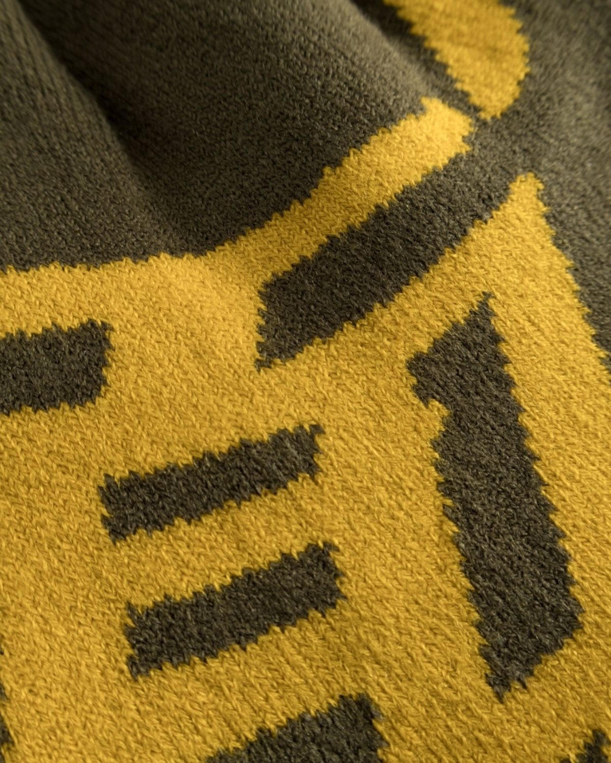 Yan Sumo JQ Beanie - Dark Brown-yellow