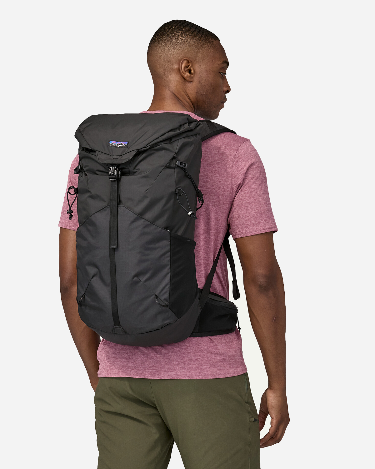 Terravia Pack 28L - Black