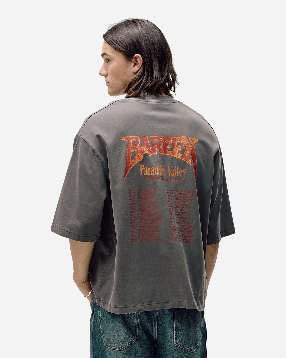 Aw26 World Tour Oversized Box Fit