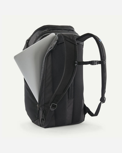 Black Hole Pack 32L - Black w/Black