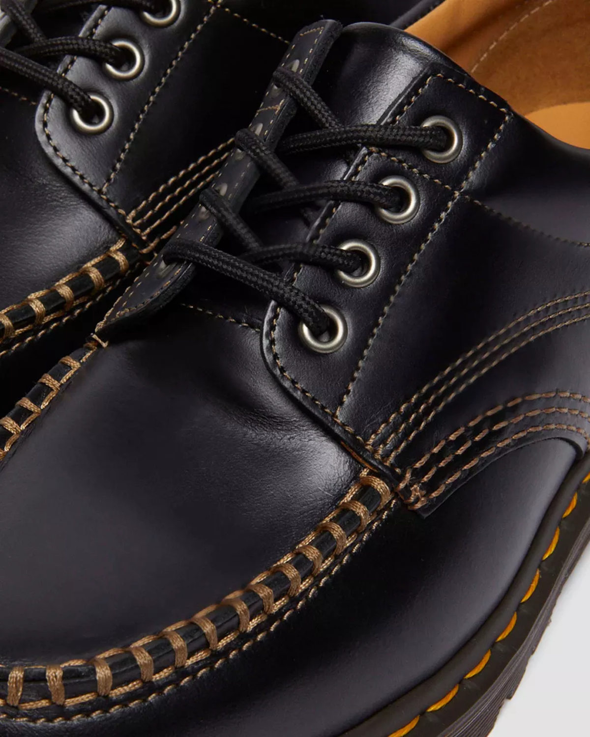 Lowell Moc Toe - Black Analine