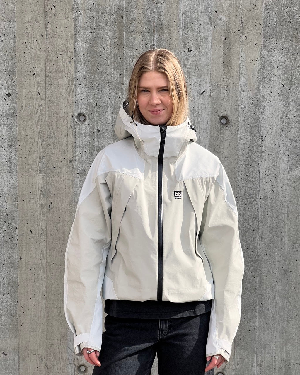 Dyngja Shell Jacket - Dark Stone