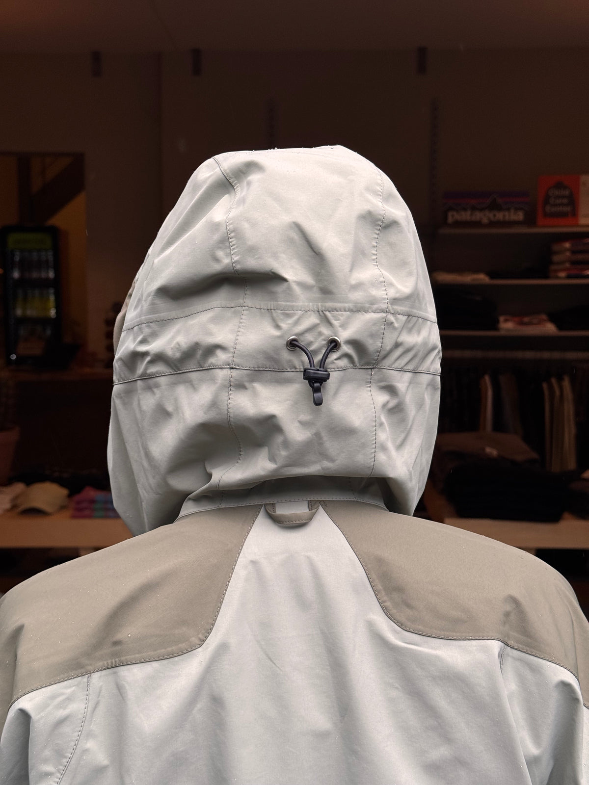 Dyngja Shell Jacket