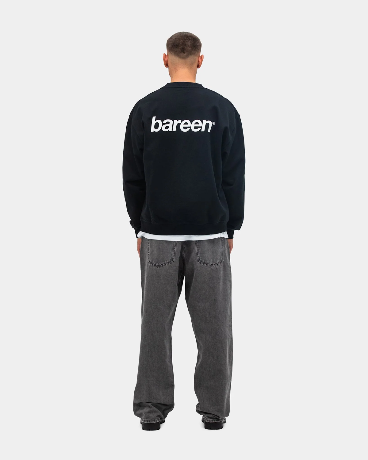 Oversized Crewneck Logo