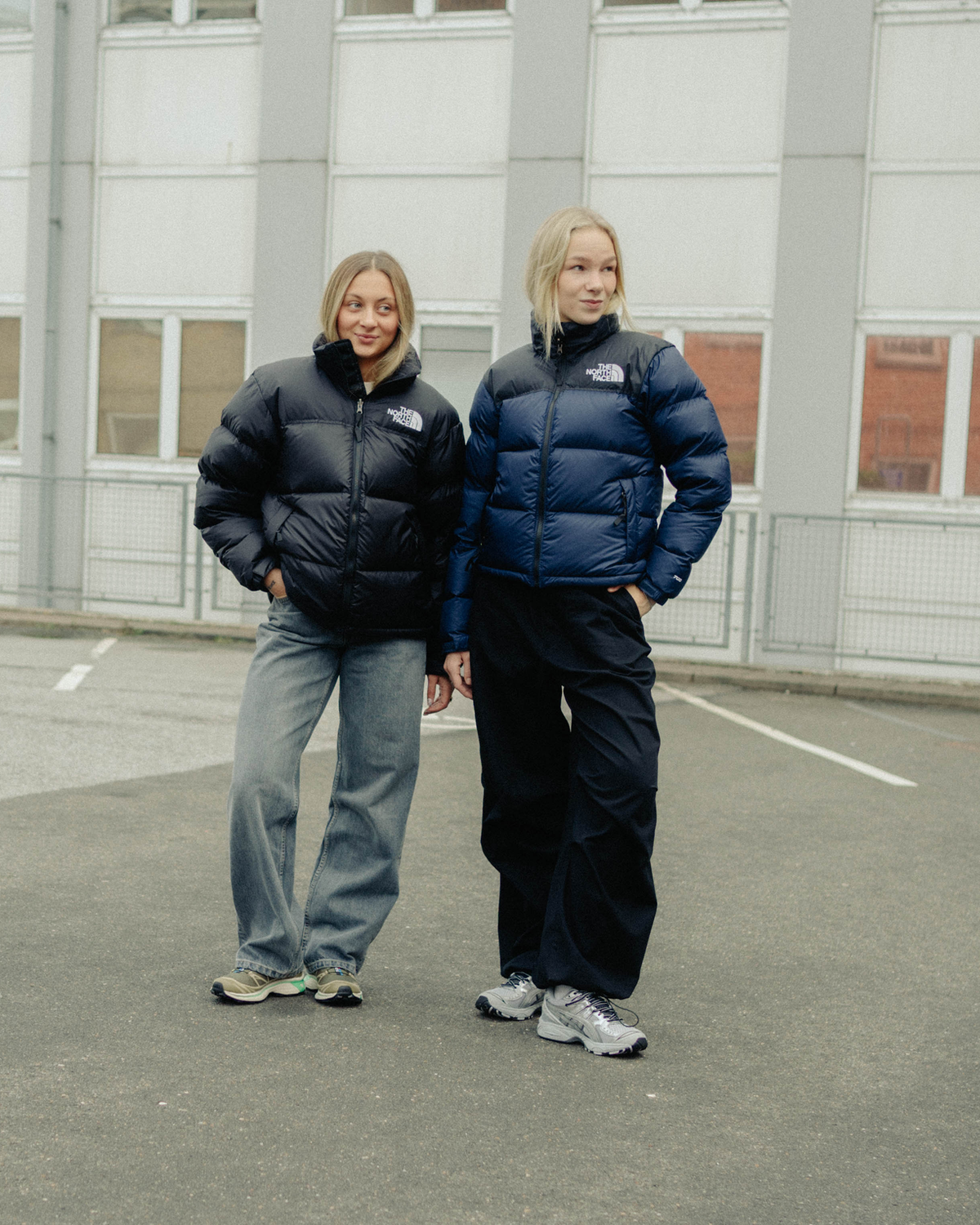 W 1996 Retro Nuptse Jacket - Summit Navy/TNF Black