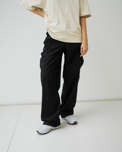 Cropper Cargo Pants - Black