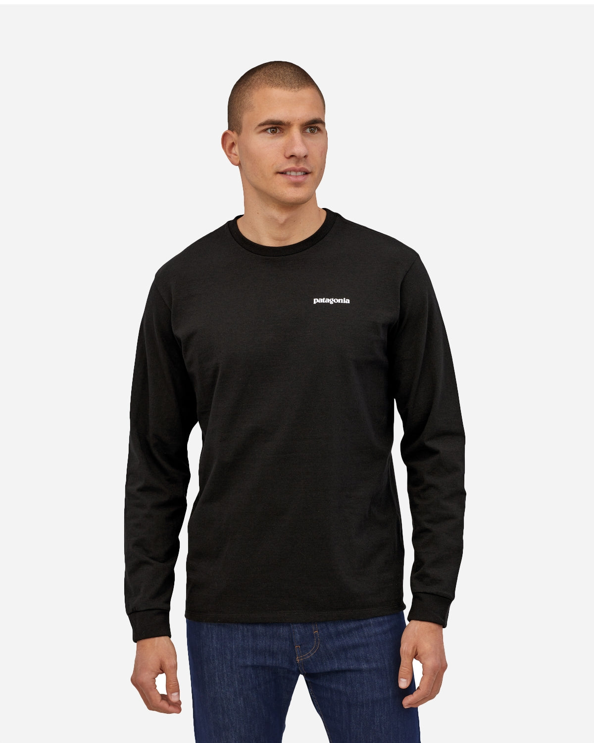 M's L/S P-6 Logo Responsibili Tee - Black - Patagonia - Munkstore.dk