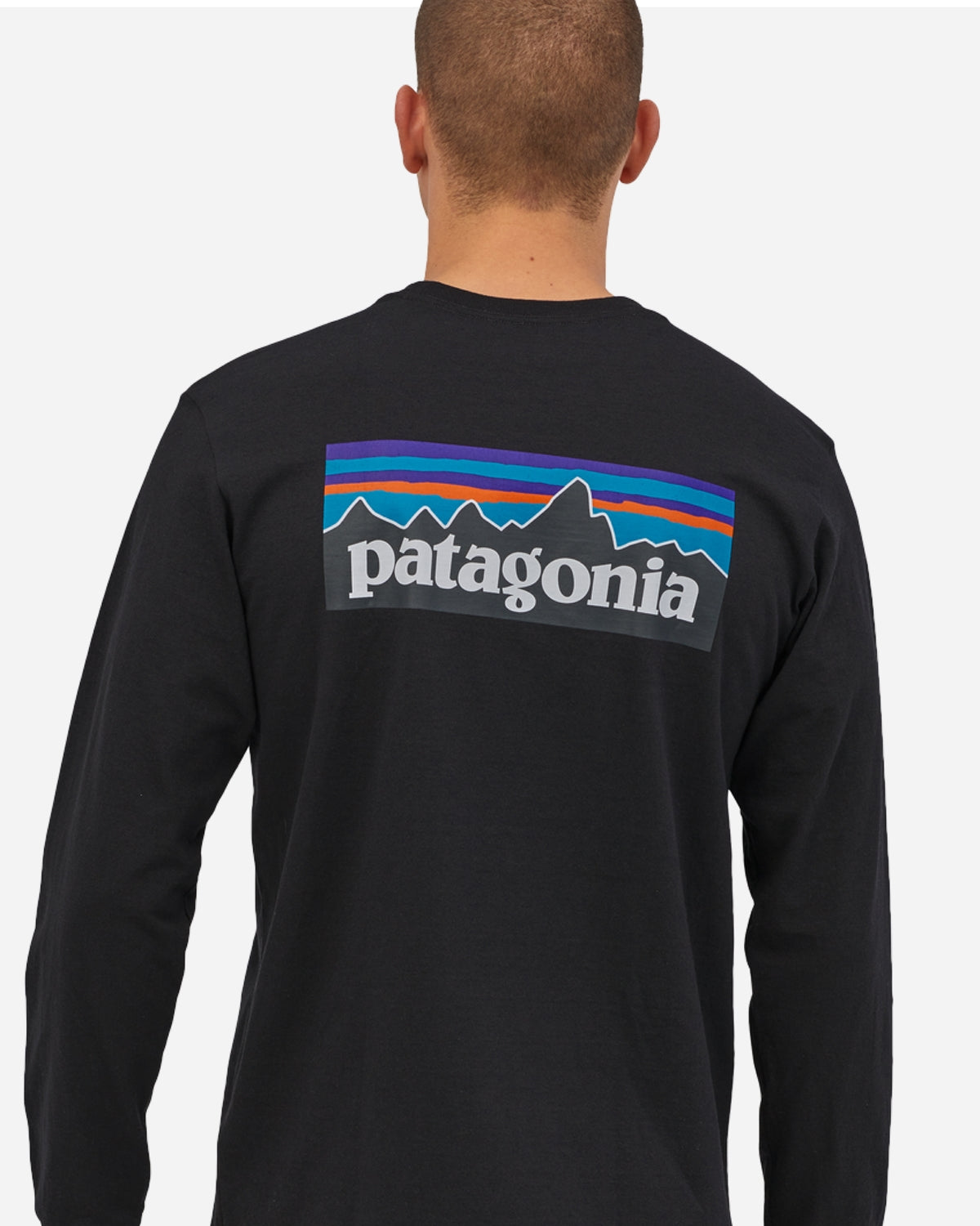 M's L/S P-6 Logo Responsibili Tee - Black - Patagonia - Munkstore.dk