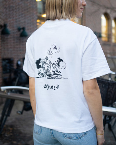 Anya Snoopy Skateboard T-shirt - White - Munk Store