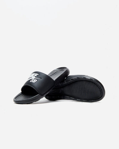 Victori One Slide - Black - Munk Store